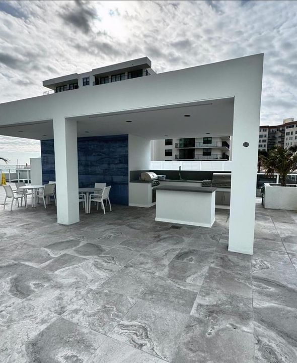 Outdoor Kitchen at the Patrician