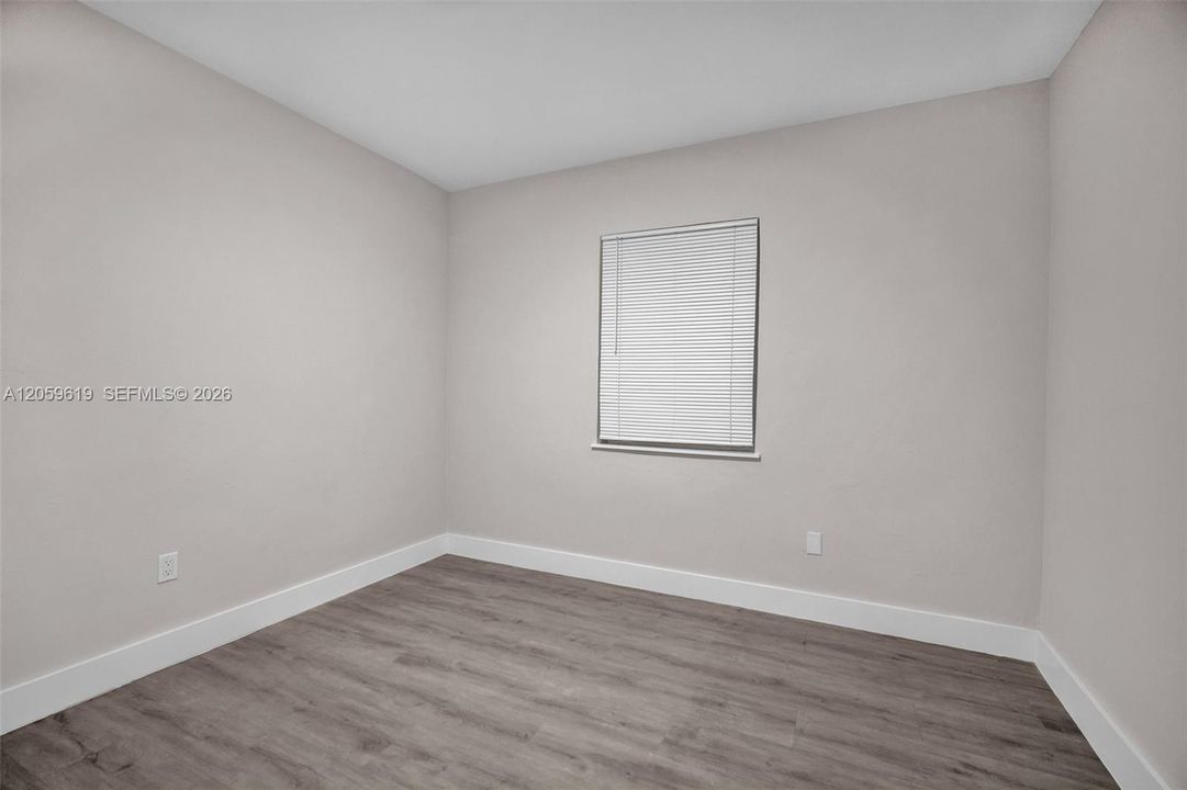 В аренду: $2,950 (3 спален, 1 ванн, 2542 Квадратных фут)