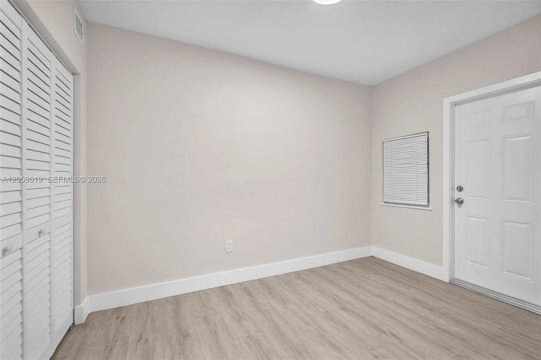 В аренду: $2,950 (3 спален, 1 ванн, 2542 Квадратных фут)