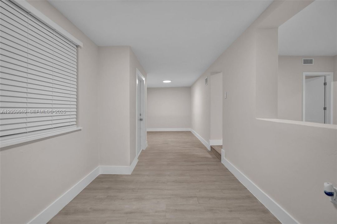 В аренду: $2,950 (3 спален, 1 ванн, 2542 Квадратных фут)