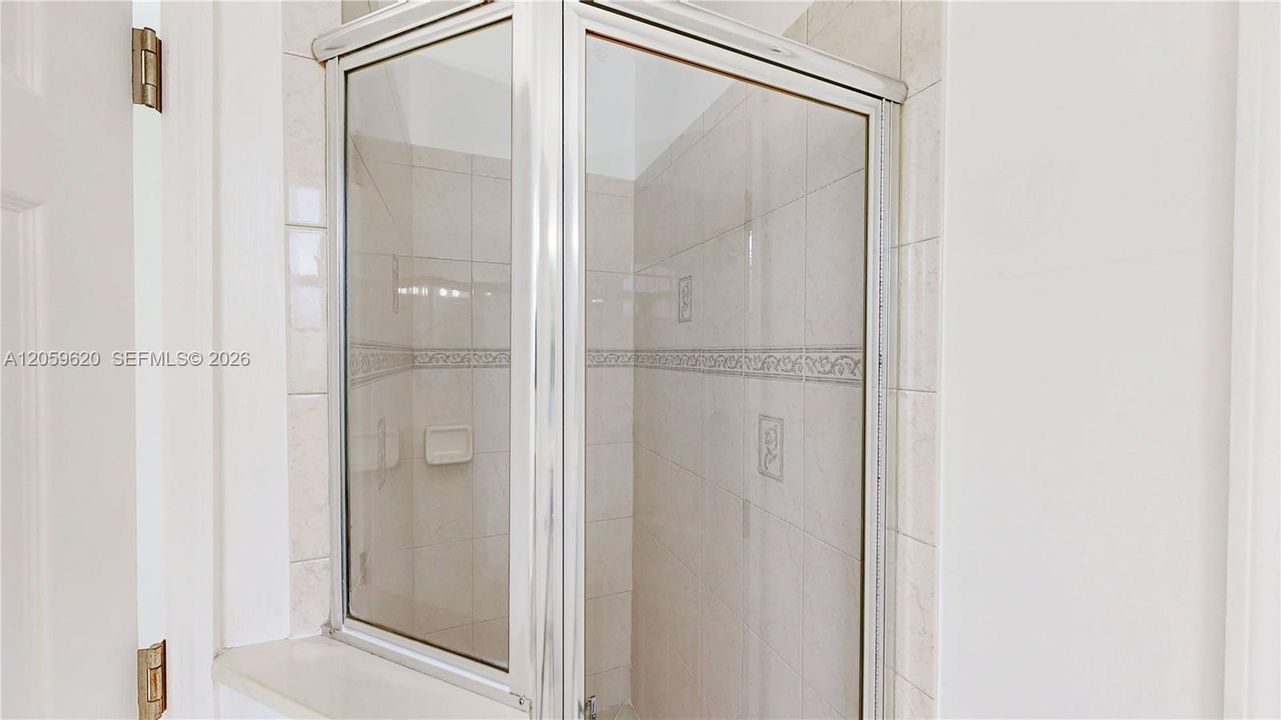 На продажу: $329,900 (4 спален, 3 ванн, 1592 Квадратных фут)