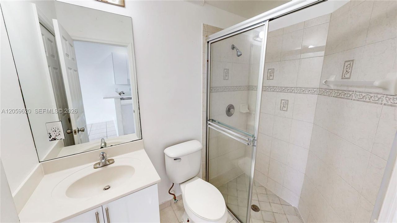 На продажу: $329,900 (4 спален, 3 ванн, 1592 Квадратных фут)