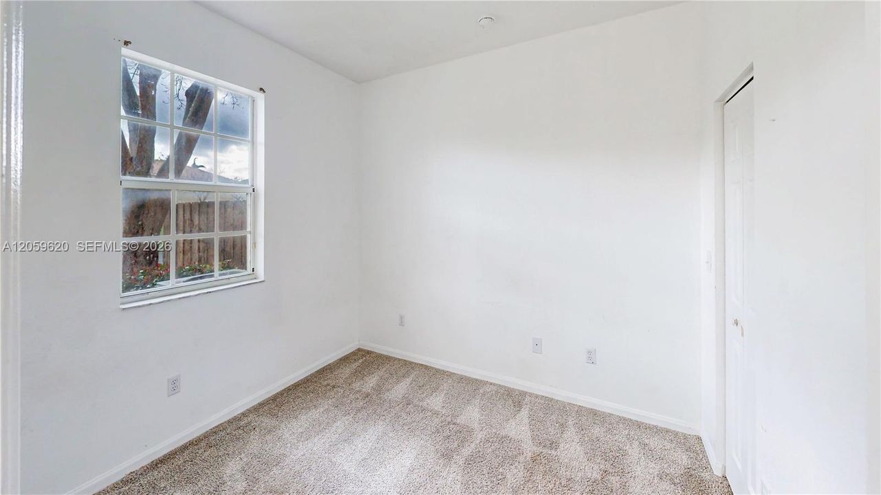 На продажу: $329,900 (4 спален, 3 ванн, 1592 Квадратных фут)