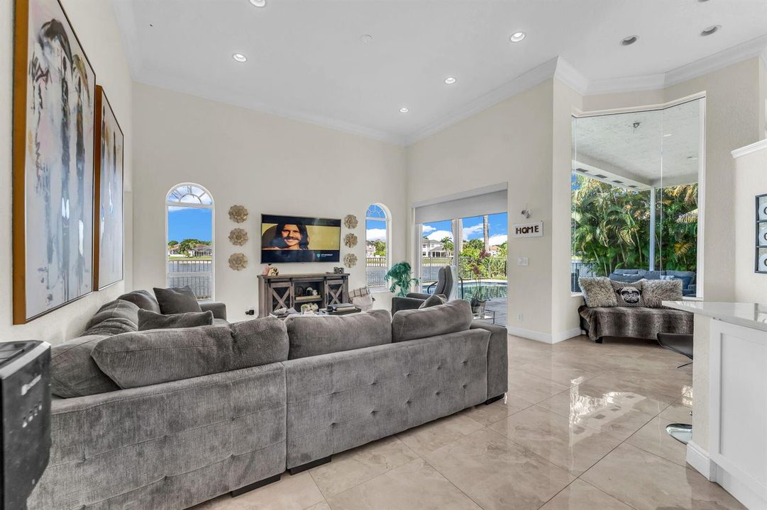 37-web-or-mls-DON05694