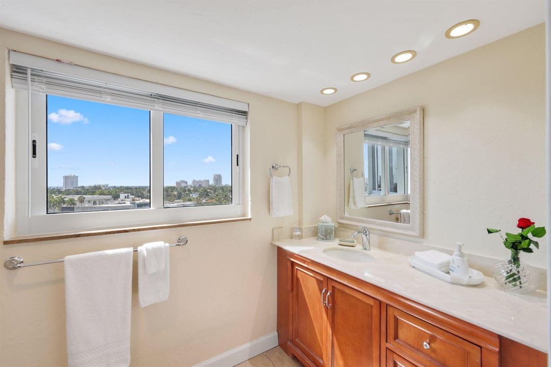 333 Sunset Dr 501