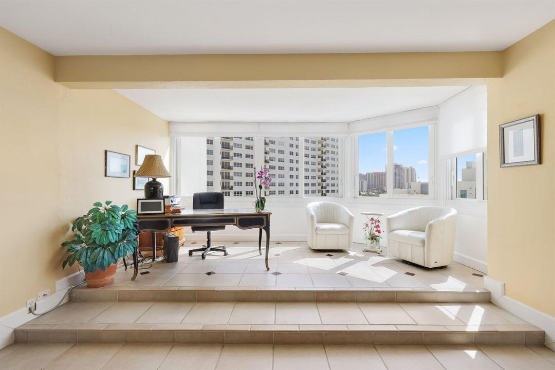 333 Sunset Dr 501