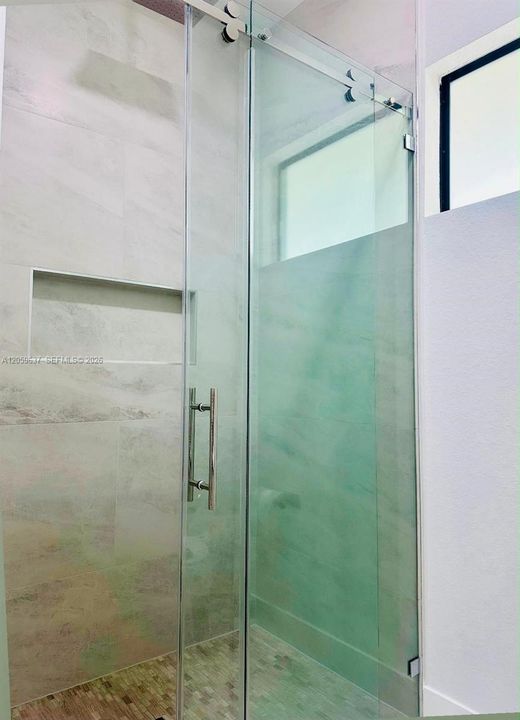 В аренду: $4,200 (4 спален, 3 ванн, 0 Квадратных фут)