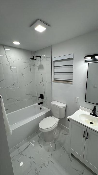 En Venta: $640,000 (3 camas, 2 baños, 1590 Pies cuadrados)