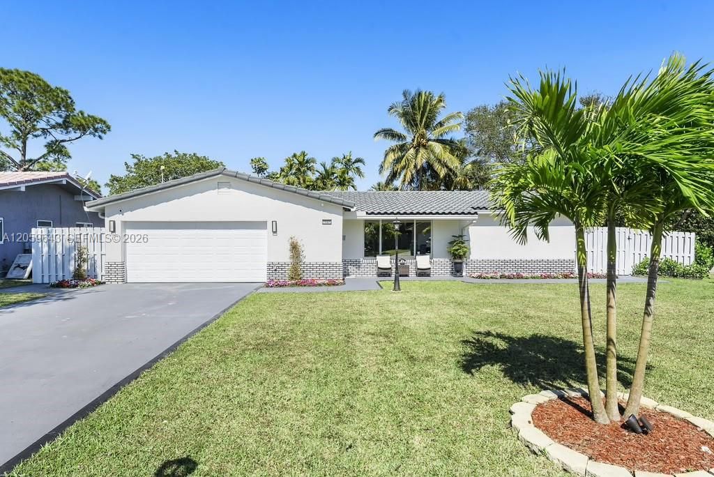 En Venta: $640,000 (3 camas, 2 baños, 1590 Pies cuadrados)