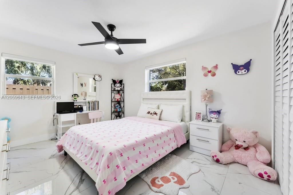 En Venta: $640,000 (3 camas, 2 baños, 1590 Pies cuadrados)