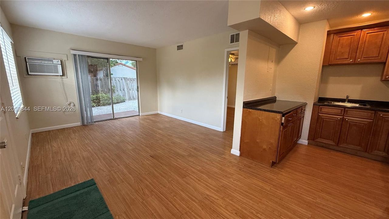 En Renta: $1,500 (1 camas, 1 baños, 581 Pies cuadrados)