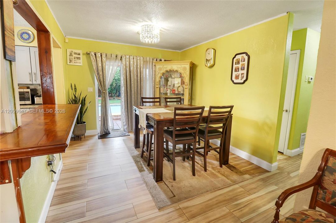For Sale: $454,900 (3 beds, 2 baths, 1440 Square Feet)