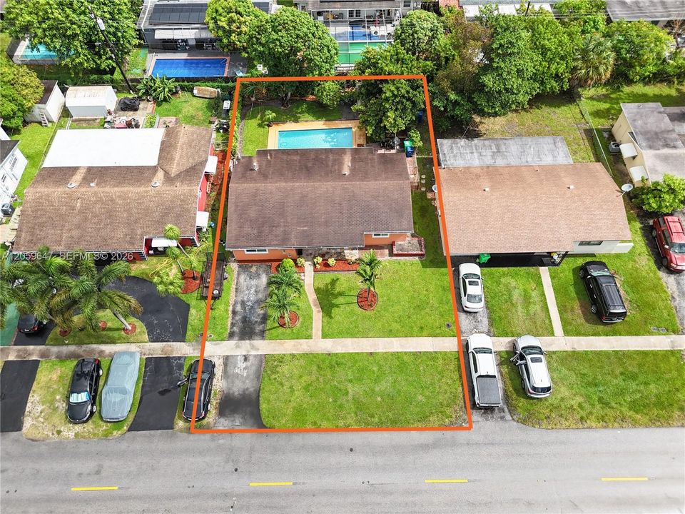 For Sale: $454,900 (3 beds, 2 baths, 1440 Square Feet)