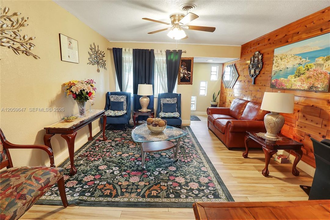 For Sale: $454,900 (3 beds, 2 baths, 1440 Square Feet)
