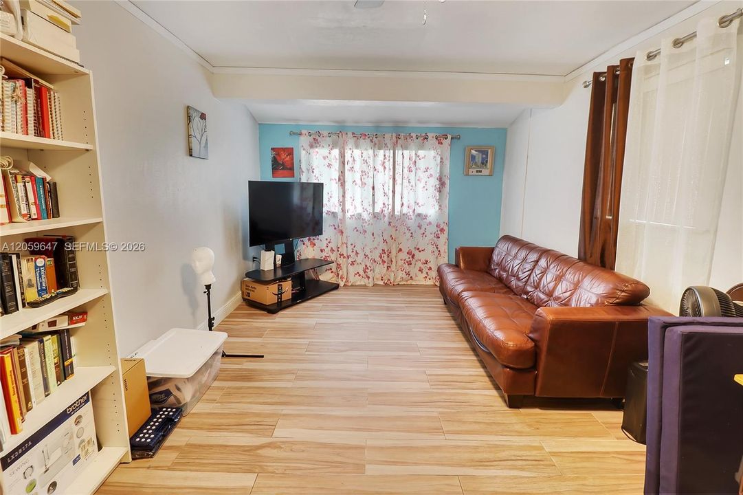 For Sale: $454,900 (3 beds, 2 baths, 1440 Square Feet)