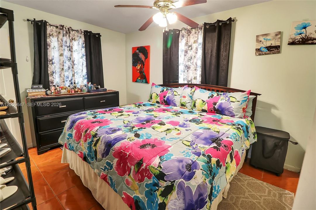 For Sale: $454,900 (3 beds, 2 baths, 1440 Square Feet)