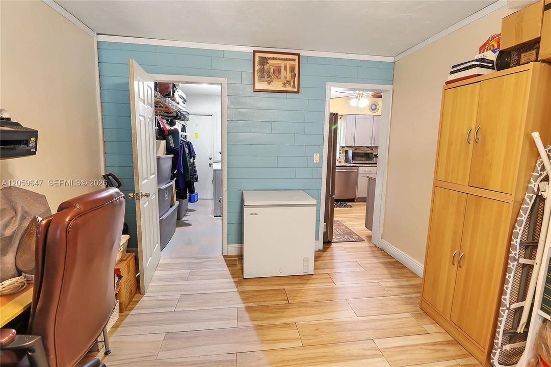 For Sale: $454,900 (3 beds, 2 baths, 1440 Square Feet)