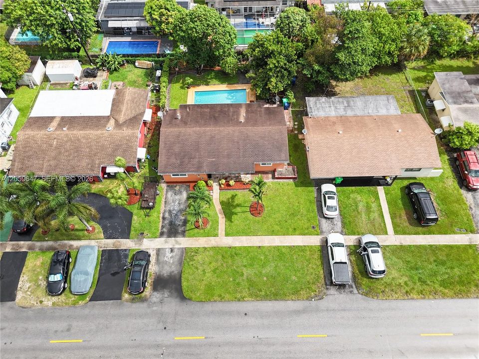 For Sale: $454,900 (3 beds, 2 baths, 1440 Square Feet)