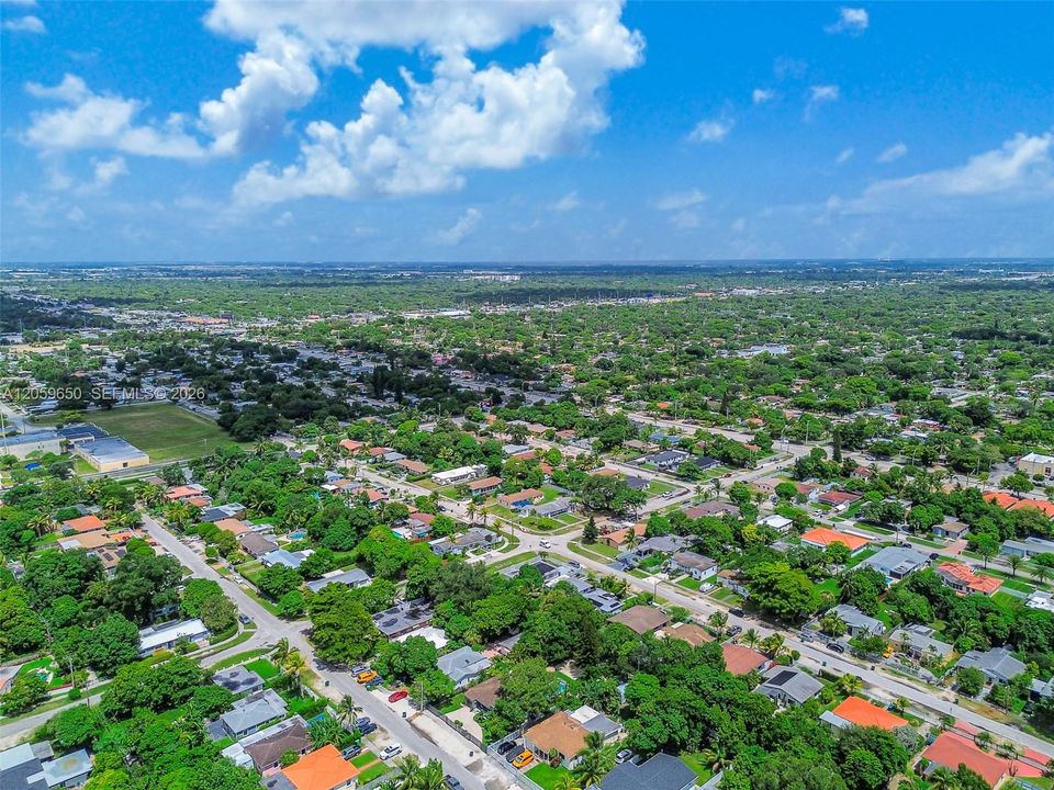 For Sale: $860,000 (4 beds, 2 baths, 1320 Square Feet)