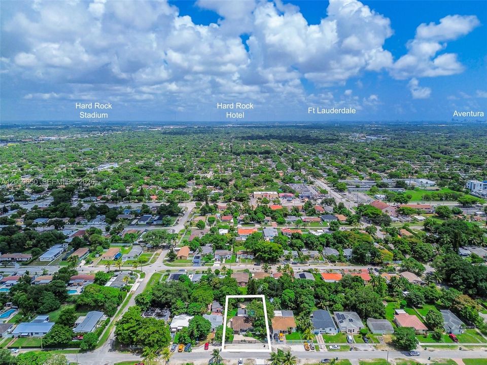 For Sale: $860,000 (4 beds, 2 baths, 1320 Square Feet)