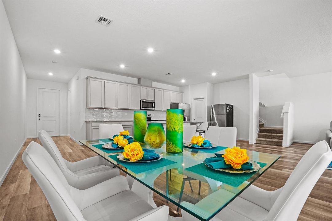 07 Dining room 02