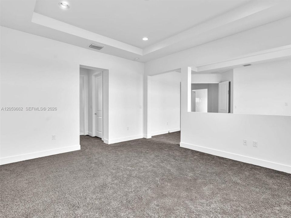 На продажу: $749,900 (5 спален, 4 ванн, 0 Квадратных фут)