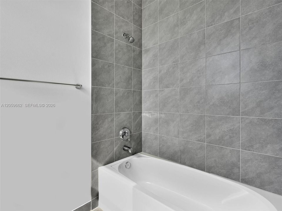 На продажу: $749,900 (5 спален, 4 ванн, 0 Квадратных фут)