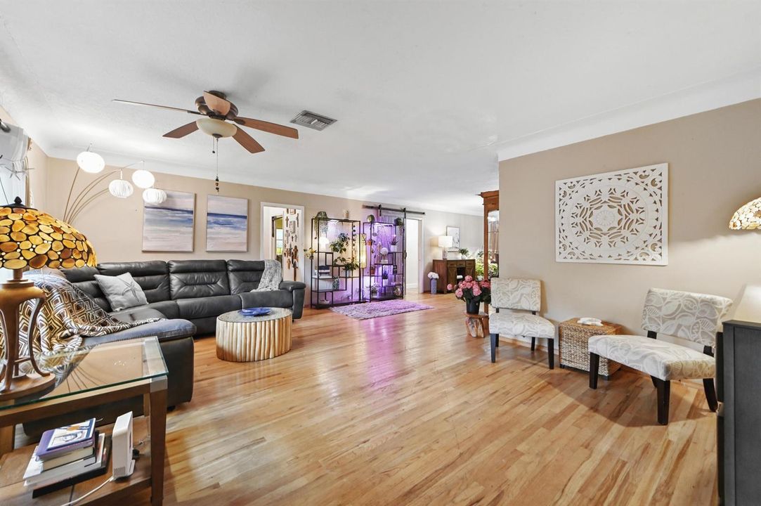 17 Living room 01