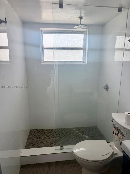 В аренду: $2,450 (2 спален, 1 ванн, 750 Квадратных фут)