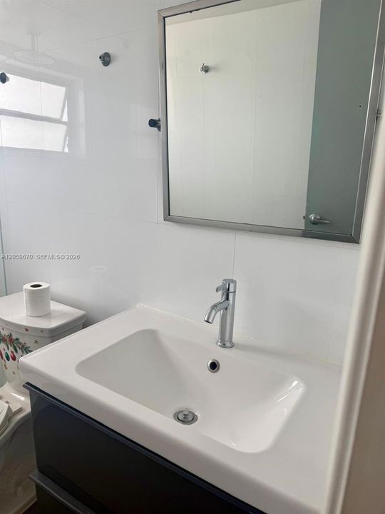 В аренду: $2,450 (2 спален, 1 ванн, 750 Квадратных фут)