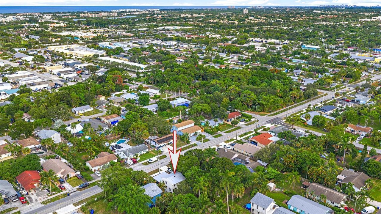 502 N Loxahatchee Dr-44