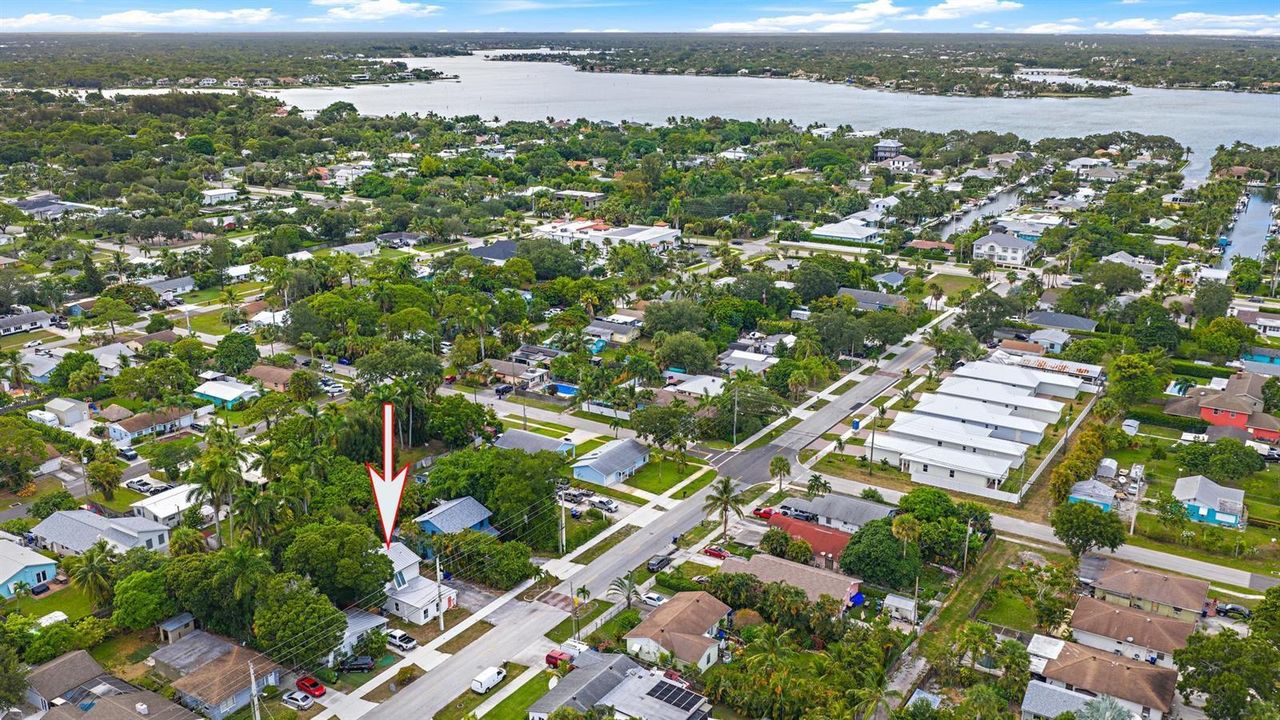 502 N Loxahatchee Dr-38