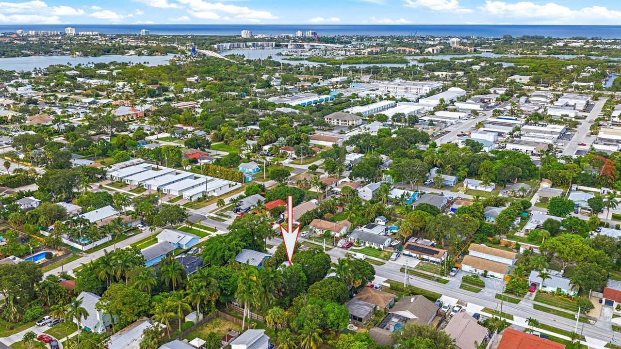 502 N Loxahatchee Dr-42