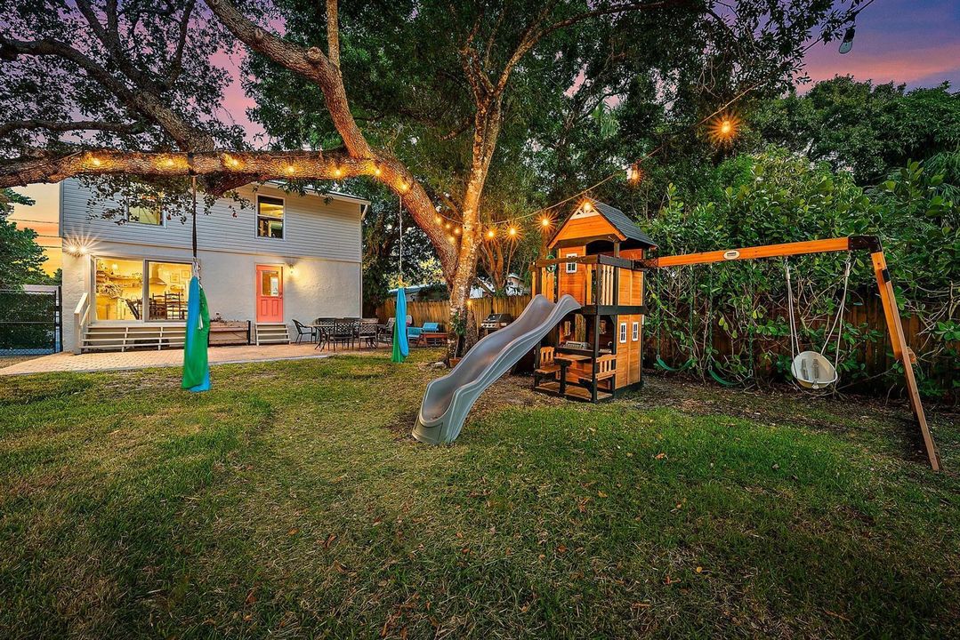 502 N Loxahatchee Dr-35