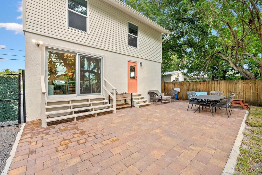 502 N Loxahatchee Dr-33
