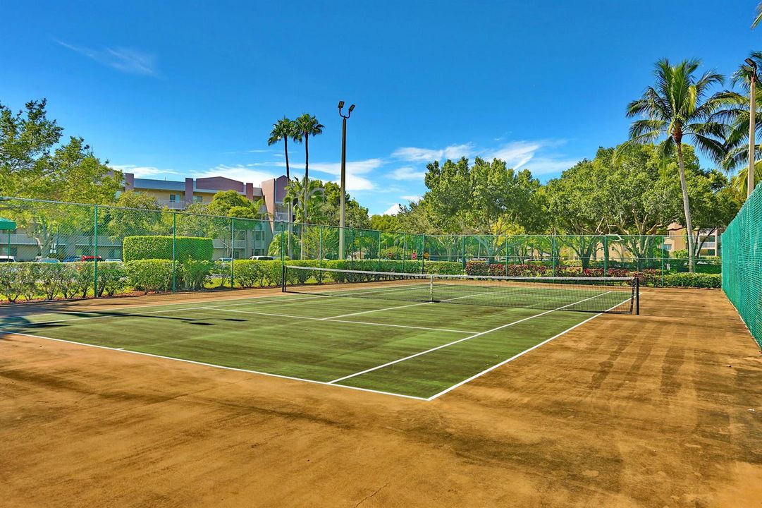 9474 S Belfort Cir Tamarac FL-print-039-