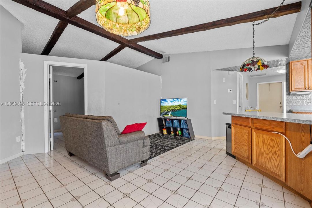 En Venta: $340,000 (3 camas, 2 baños, 0 Pies cuadrados)