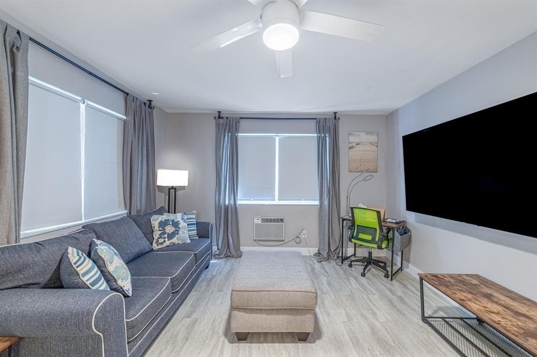 Livingroom-B (4)