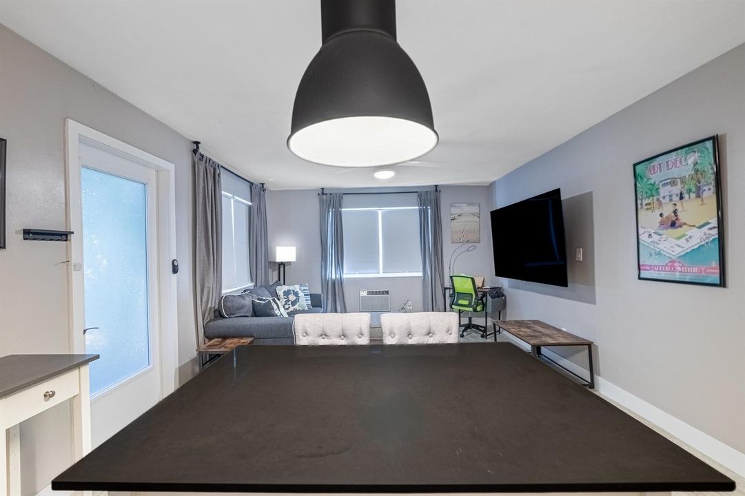 Livingroom-Island (1)