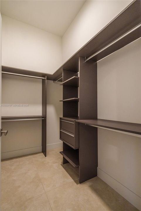 For Rent: $4,600 (2 beds, 2 baths, 1536 Square Feet)