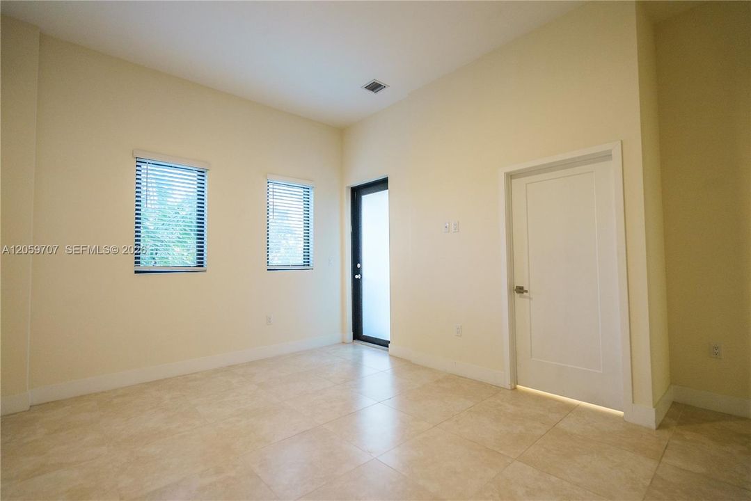 For Rent: $4,600 (2 beds, 2 baths, 1536 Square Feet)