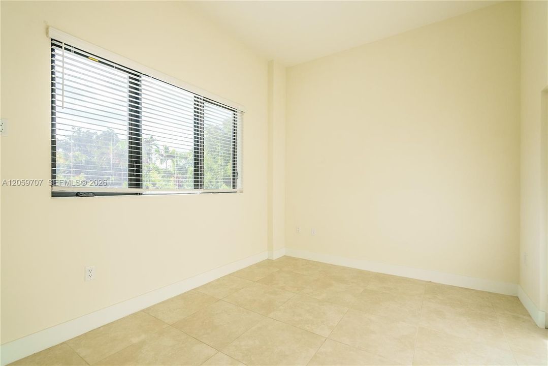 For Rent: $4,600 (2 beds, 2 baths, 1536 Square Feet)