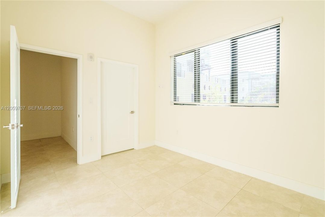 For Rent: $4,600 (2 beds, 2 baths, 1536 Square Feet)