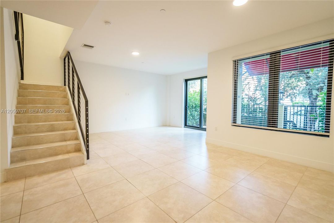 For Rent: $4,600 (2 beds, 2 baths, 1536 Square Feet)