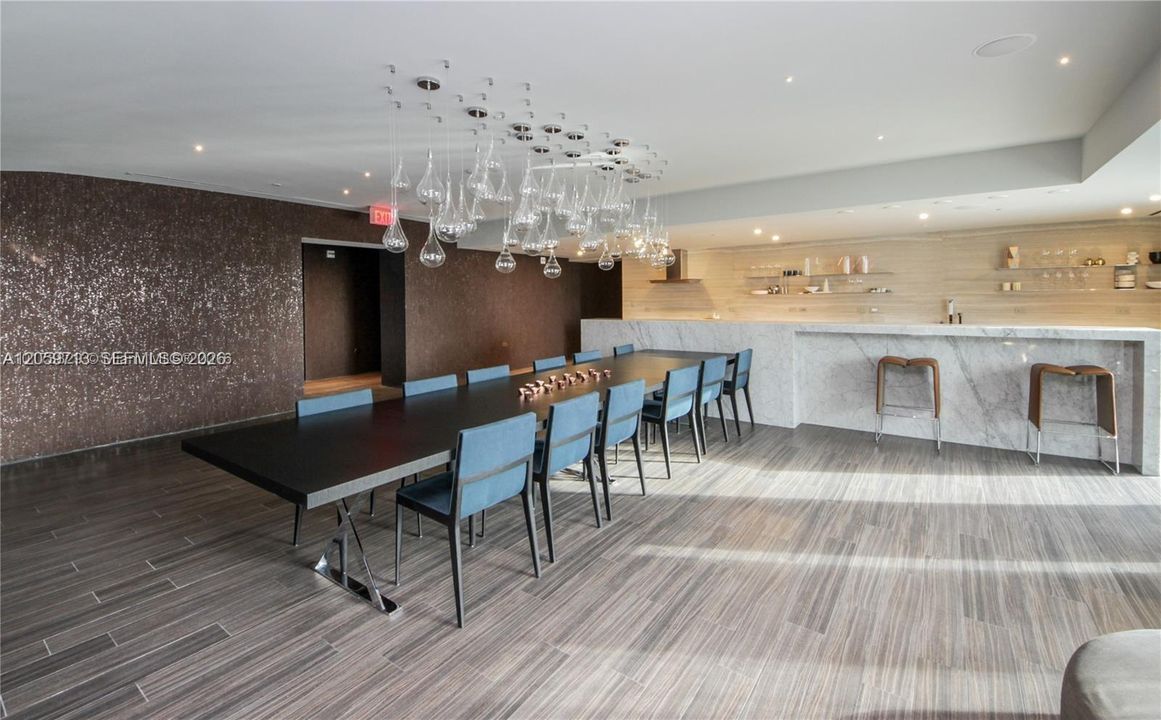 For Rent: $8,950 (3 beds, 3 baths, 1676 Square Feet)