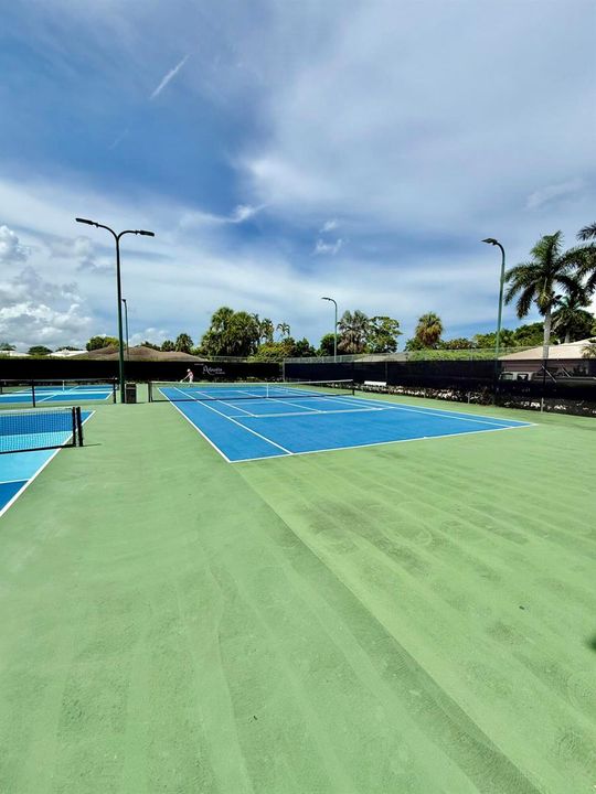 PICKELBALL COURTS