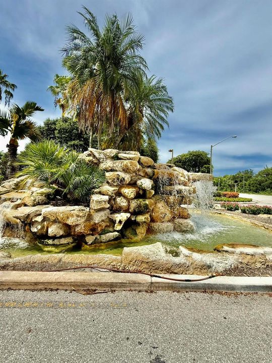 STUNNING ROCK WATERFALL ENTRANCE