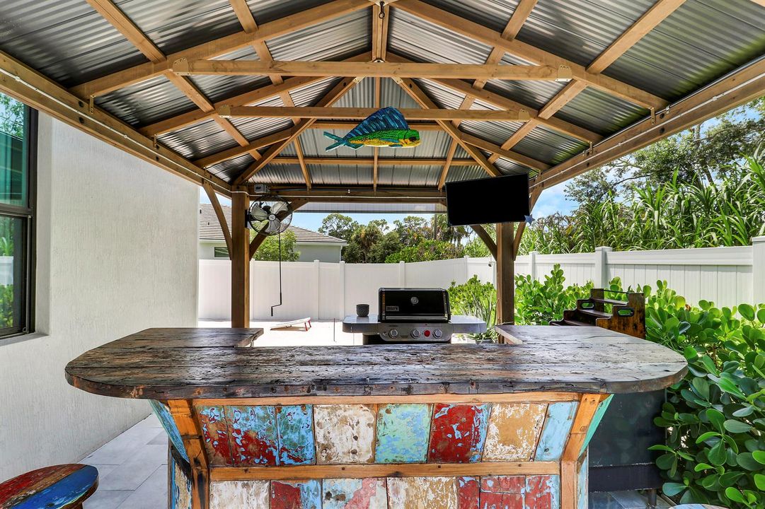 Gazebo Bar
