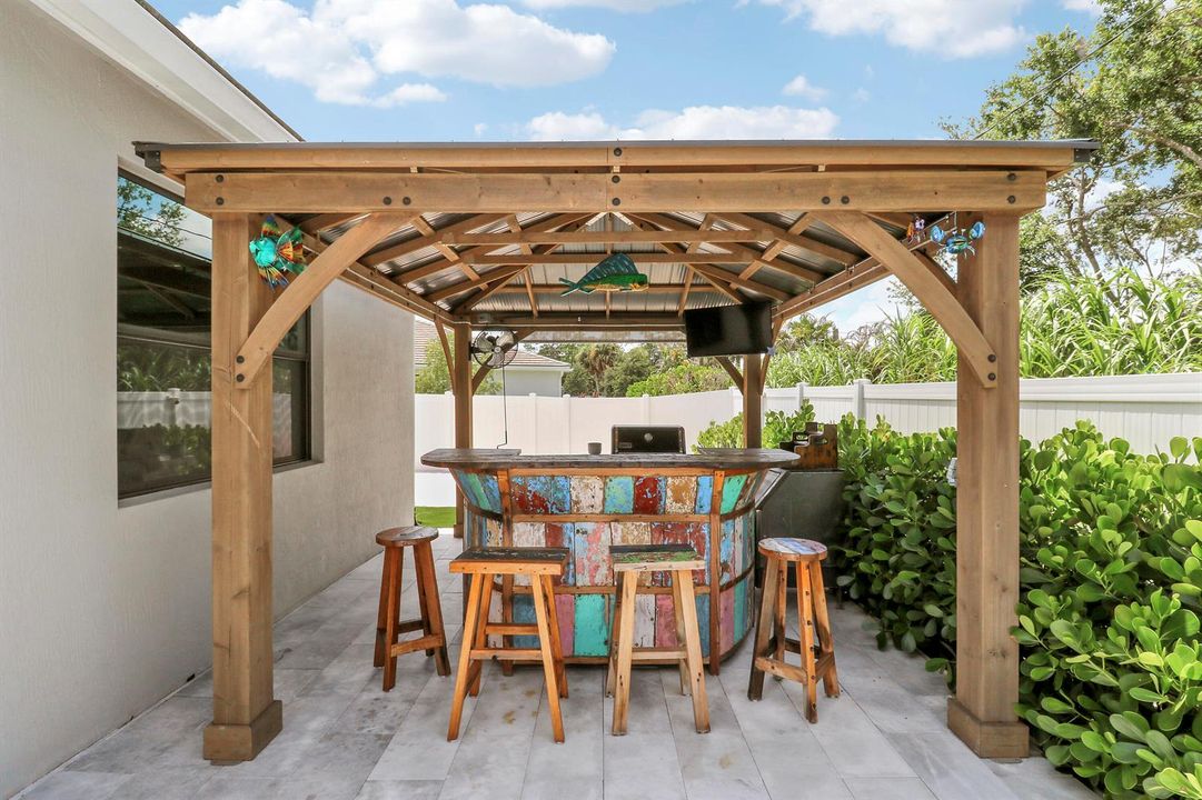 Gazebo/Bar