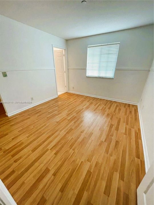 В аренду: $2,800 (2 спален, 2 ванн, 1239 Квадратных фут)